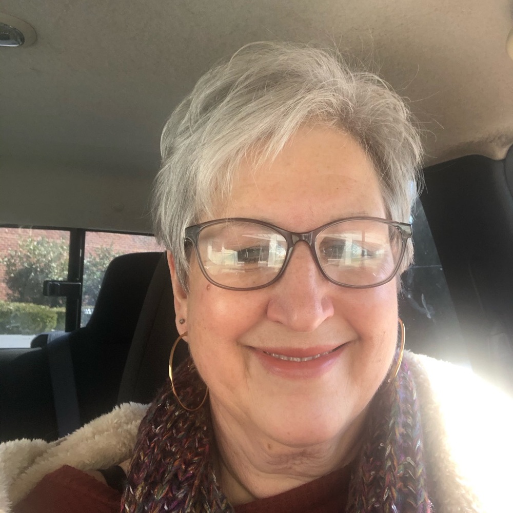 Meet your Posher, Robyn